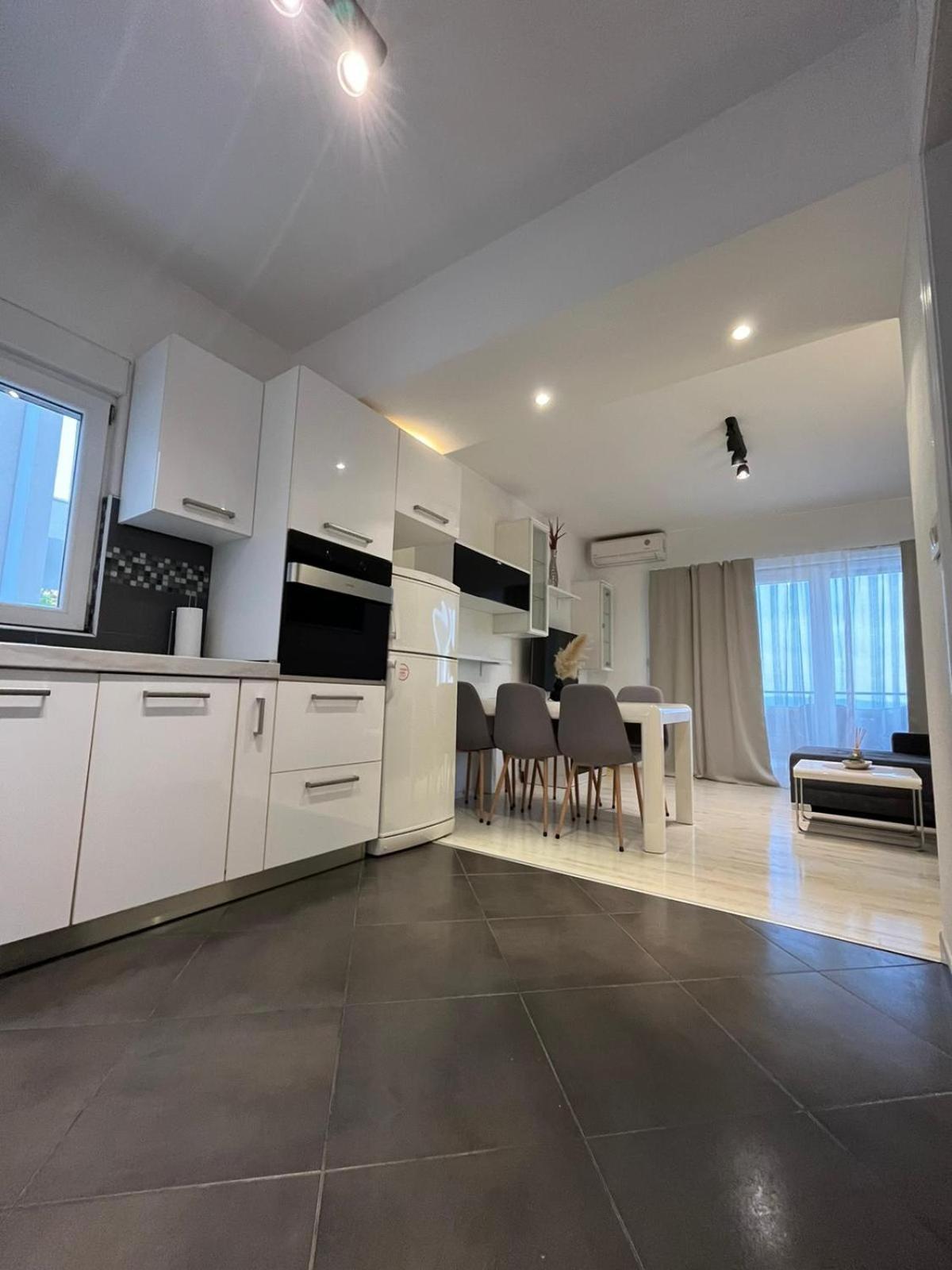 Villa Collis Makarská Exteriér fotografie